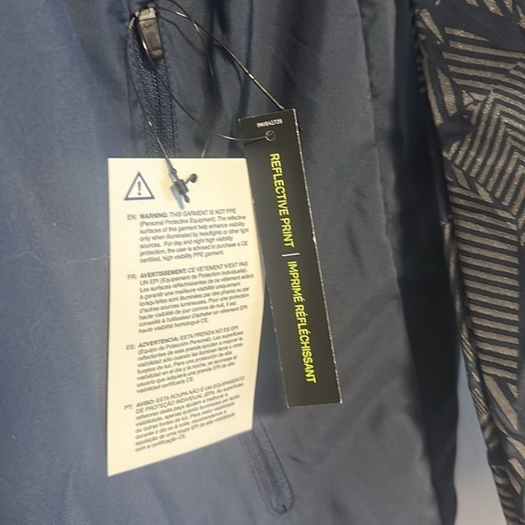 NWT: Nike men’s hooded  zip up windbreaker with reflective, print men’s size L - Picture 2 of 6
